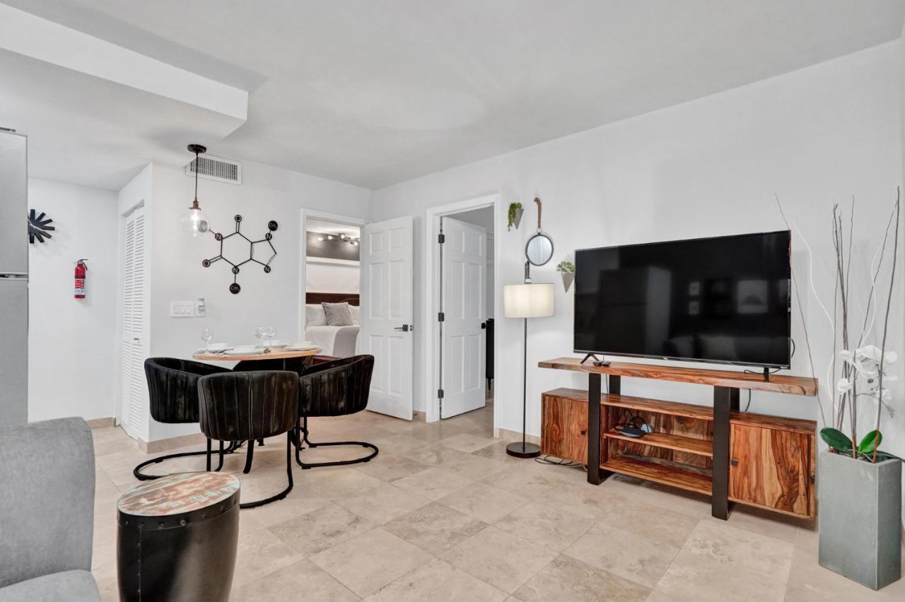 Ra Suites Помпано Бийч Екстериор снимка