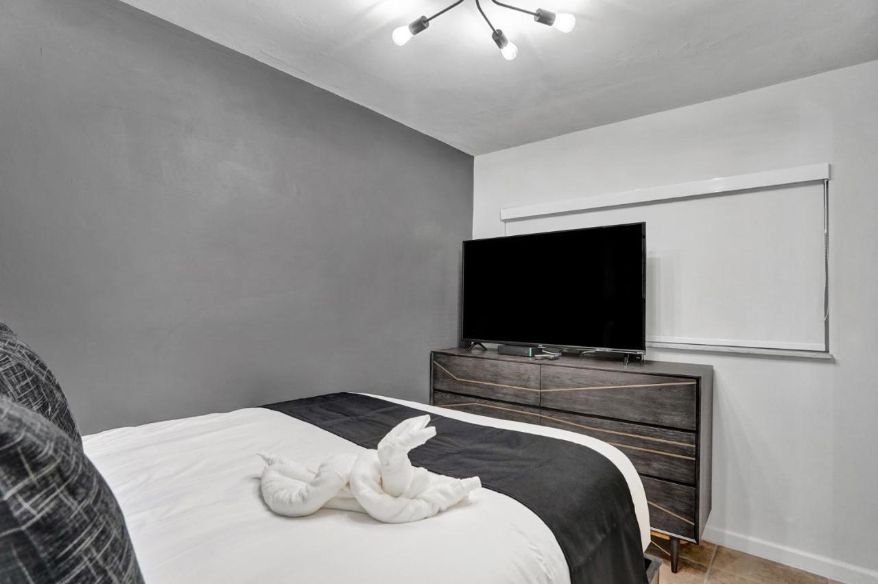 Ra Suites Помпано Бийч Екстериор снимка